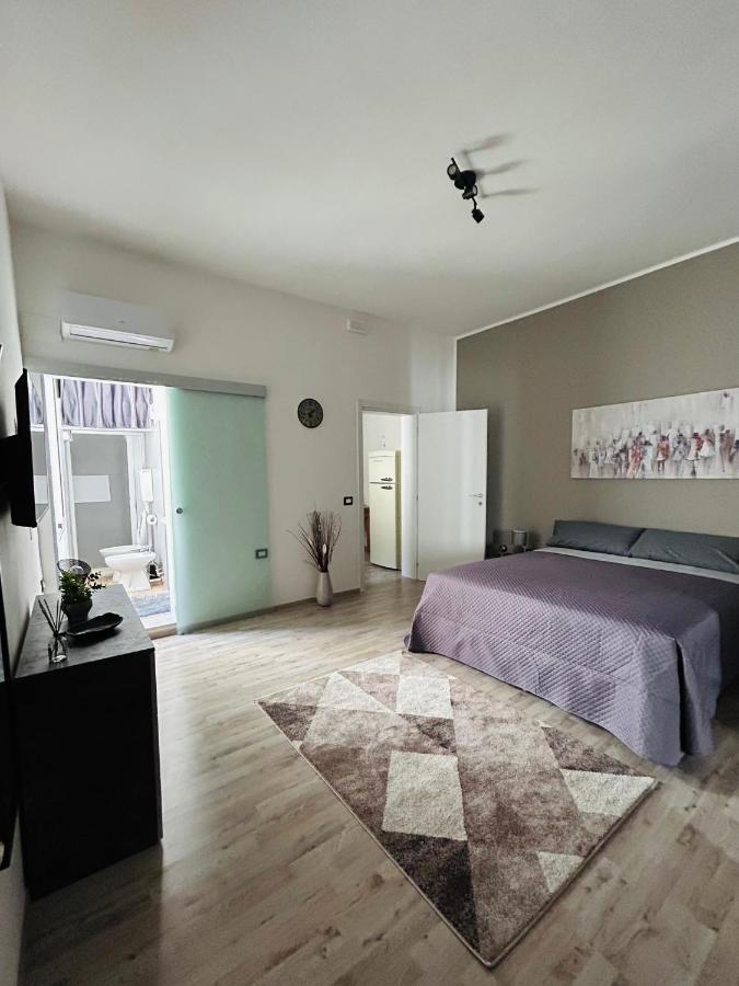 Apartament Essential House Brindisi Zewnętrze zdjęcie