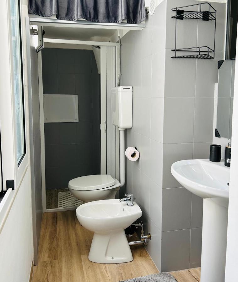 Apartament Essential House Brindisi Zewnętrze zdjęcie